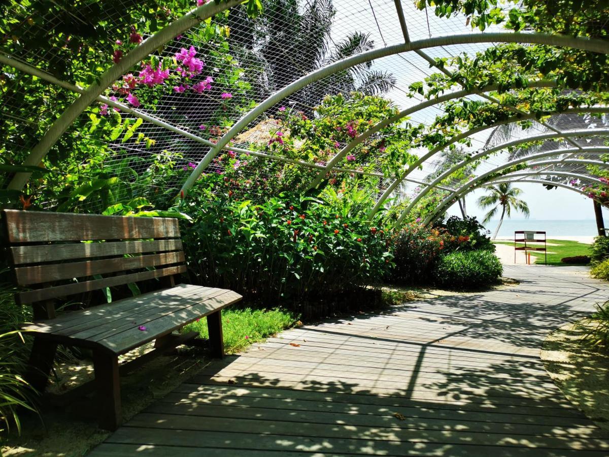 Forest City Marina Hotel غيلانغ باتاه المظهر الخارجي الصورة