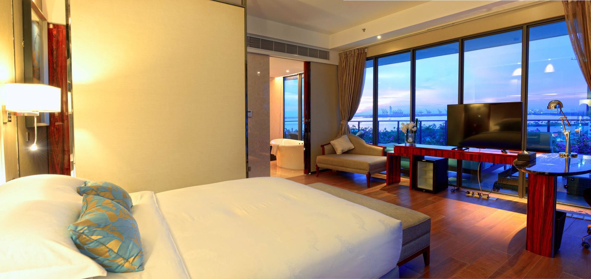 Forest City Marina Hotel غيلانغ باتاه المظهر الخارجي الصورة